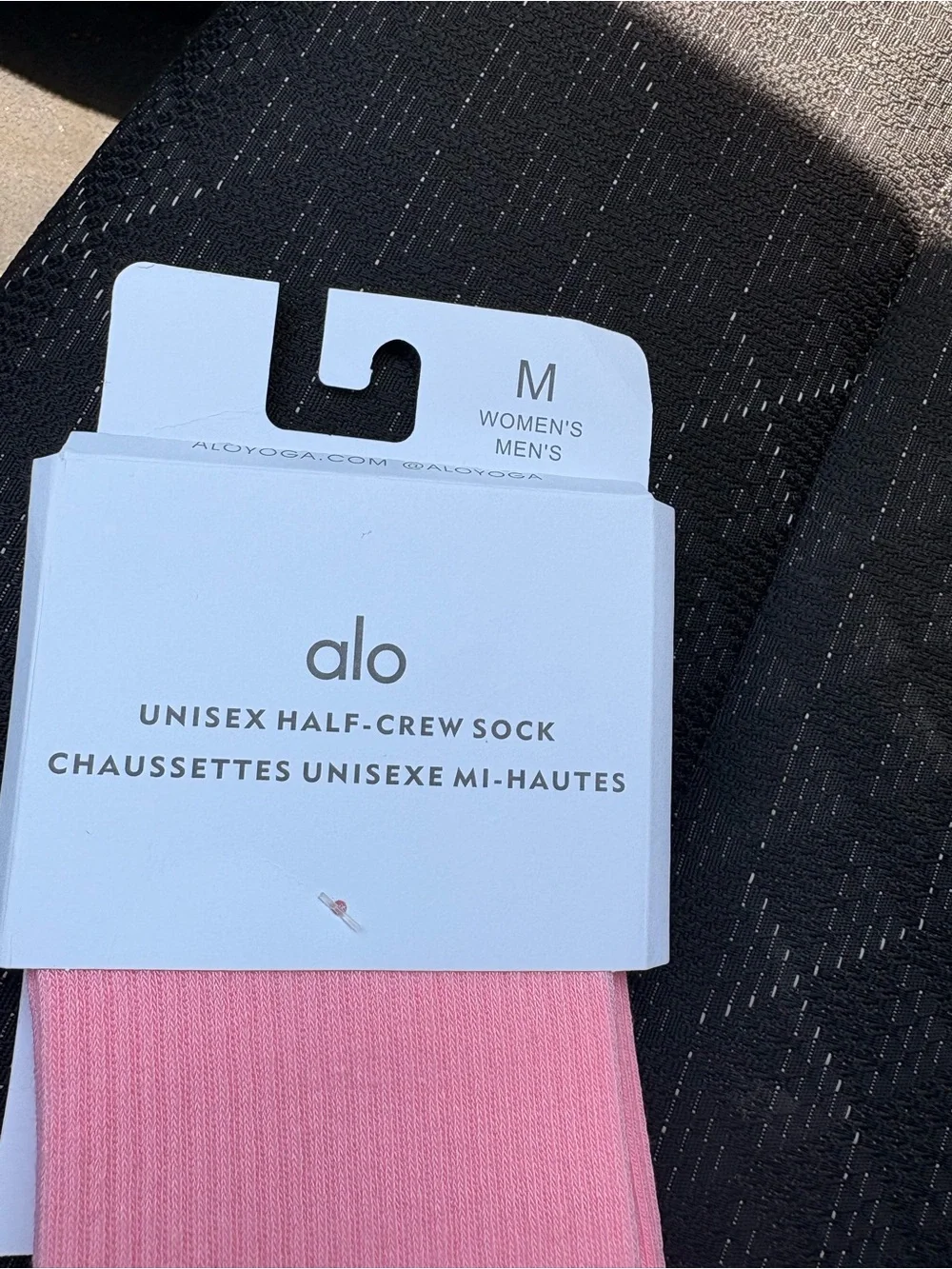 ALO Yoga soft pink